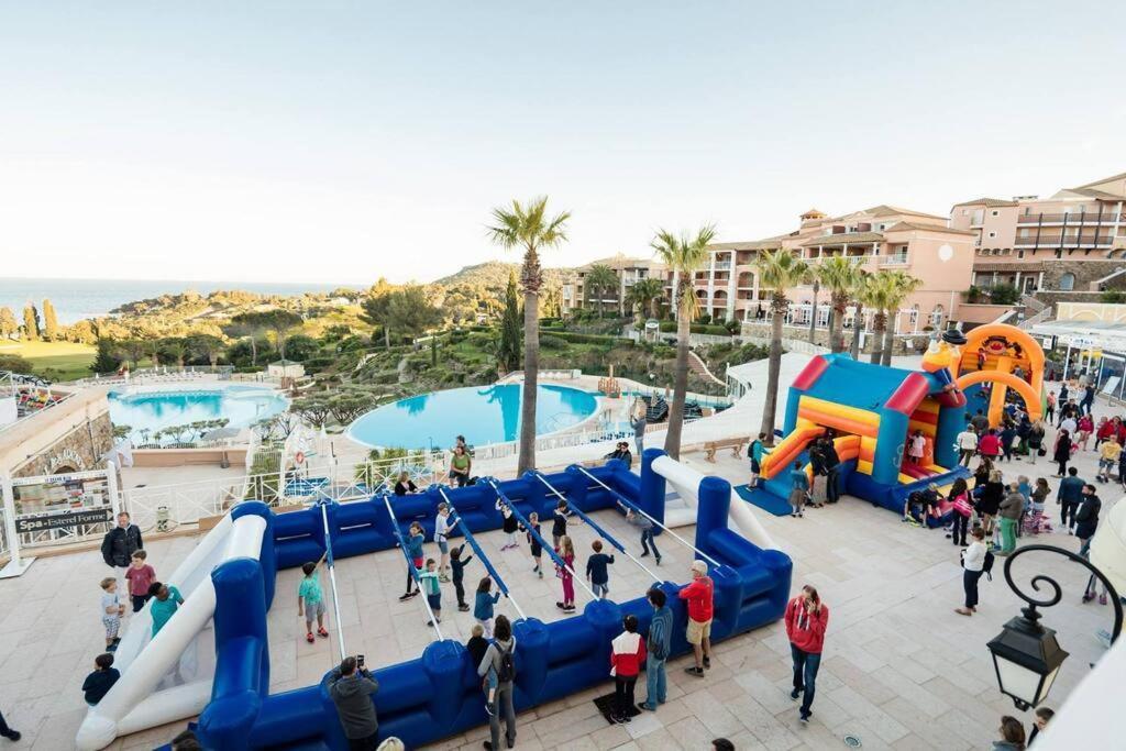 Dans Un Cadre D'Exception, Vue Mer Panoramique A Agay Cote D'Azur, Village Vacances Cap Esterel, T2 Avec Jardin, Golf, Climatisation, Wifi, 5 Piscines Saint-Raphaël Kültér fotó