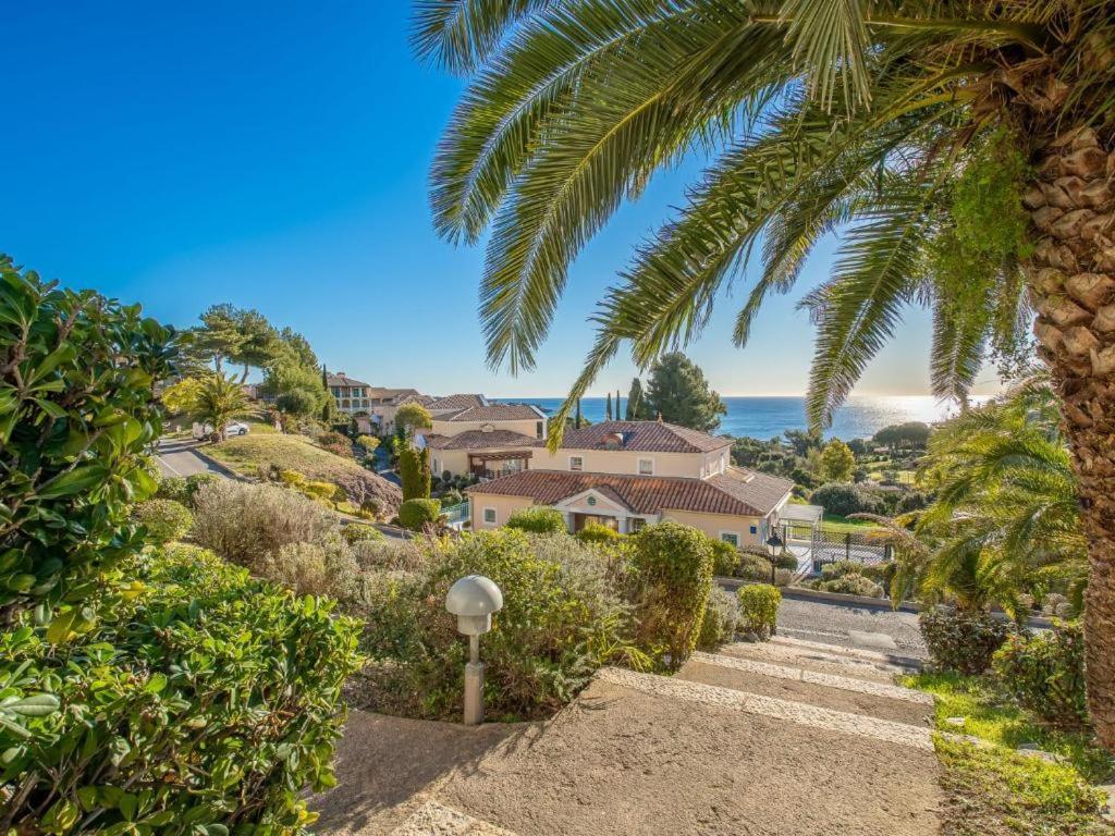 Dans Un Cadre D'Exception, Vue Mer Panoramique A Agay Cote D'Azur, Village Vacances Cap Esterel, T2 Avec Jardin, Golf, Climatisation, Wifi, 5 Piscines Saint-Raphaël Kültér fotó